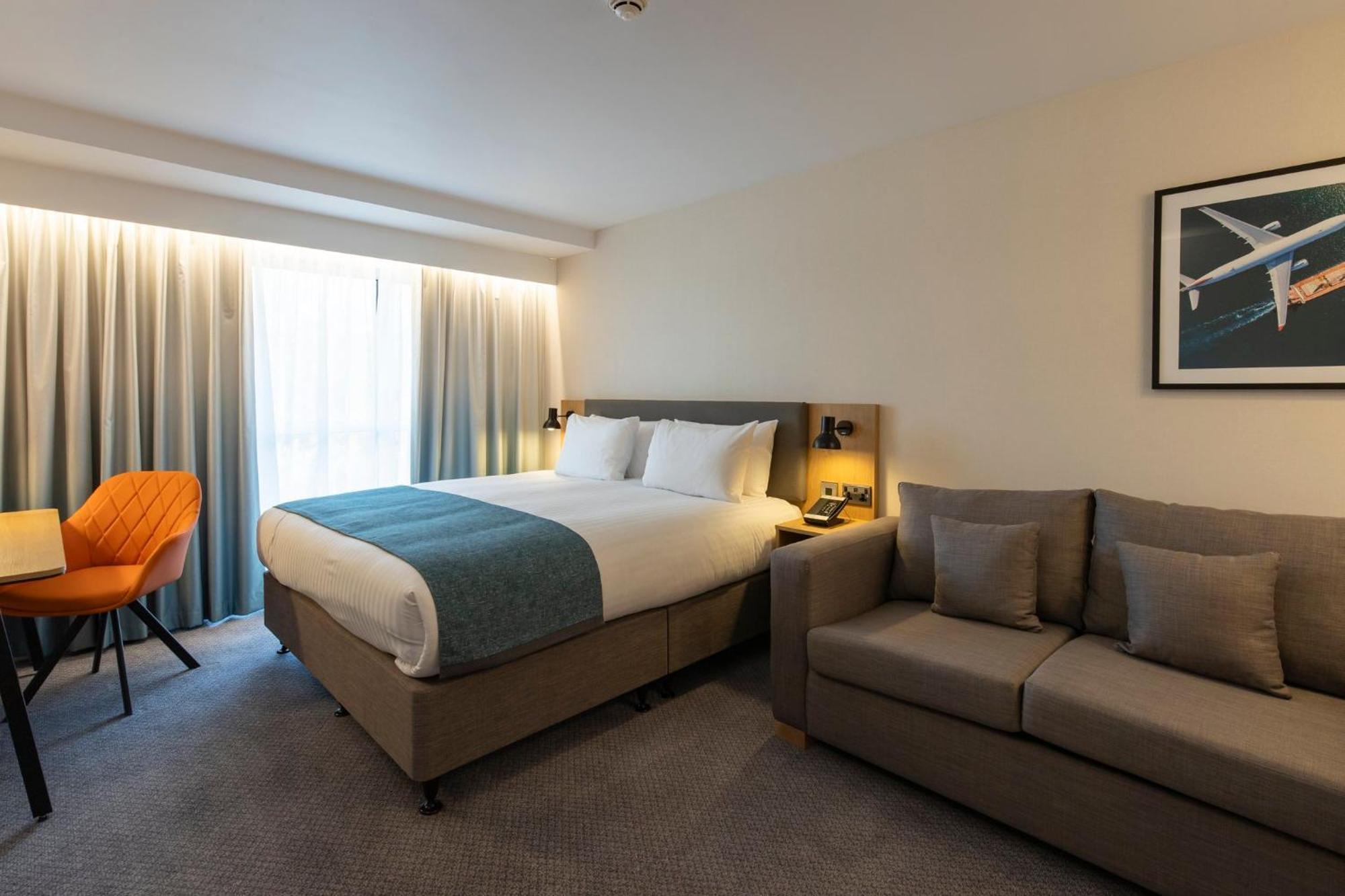 Holiday Inn Bristol Airport By Ihg Redhill  Kültér fotó