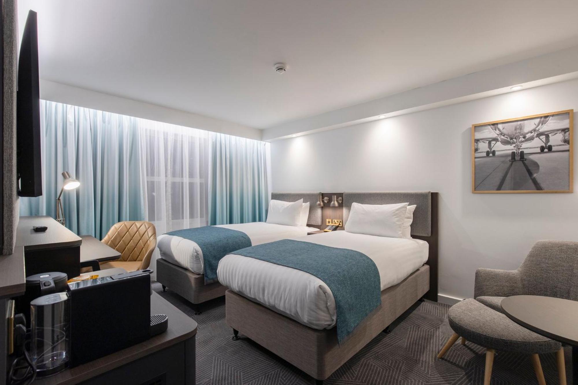 Holiday Inn Bristol Airport By Ihg Redhill  Kültér fotó