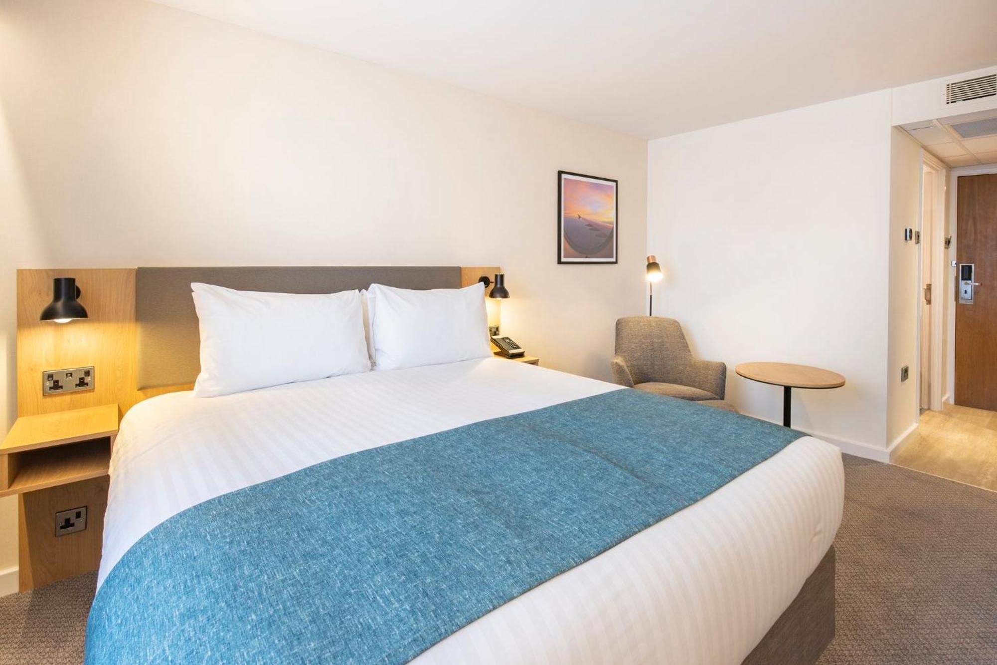 Holiday Inn Bristol Airport By Ihg Redhill  Kültér fotó