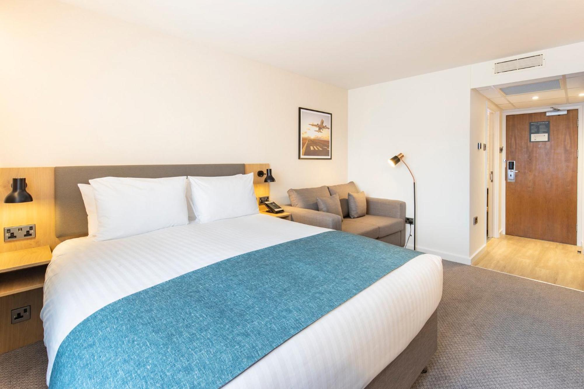 Holiday Inn Bristol Airport By Ihg Redhill  Kültér fotó