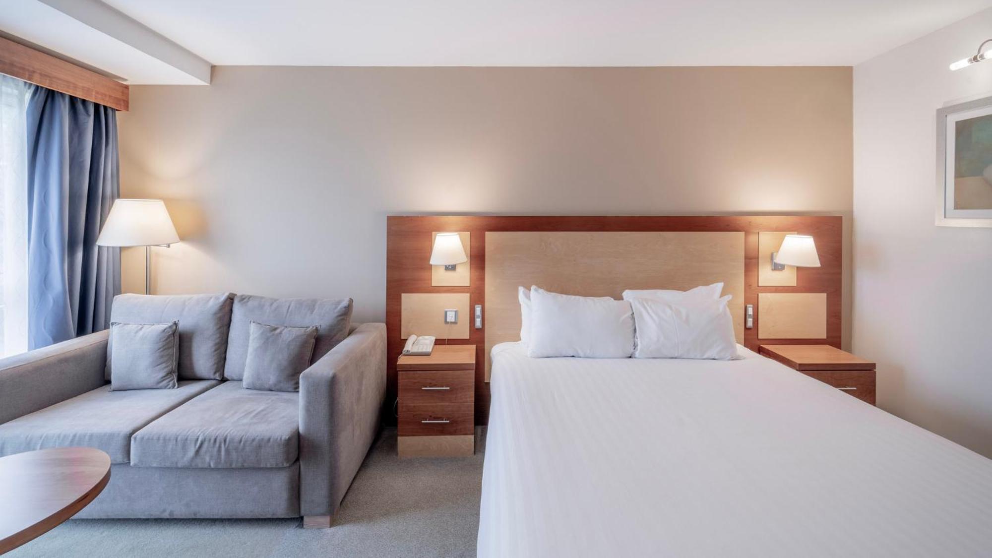 Holiday Inn Bristol Airport By Ihg Redhill  Kültér fotó