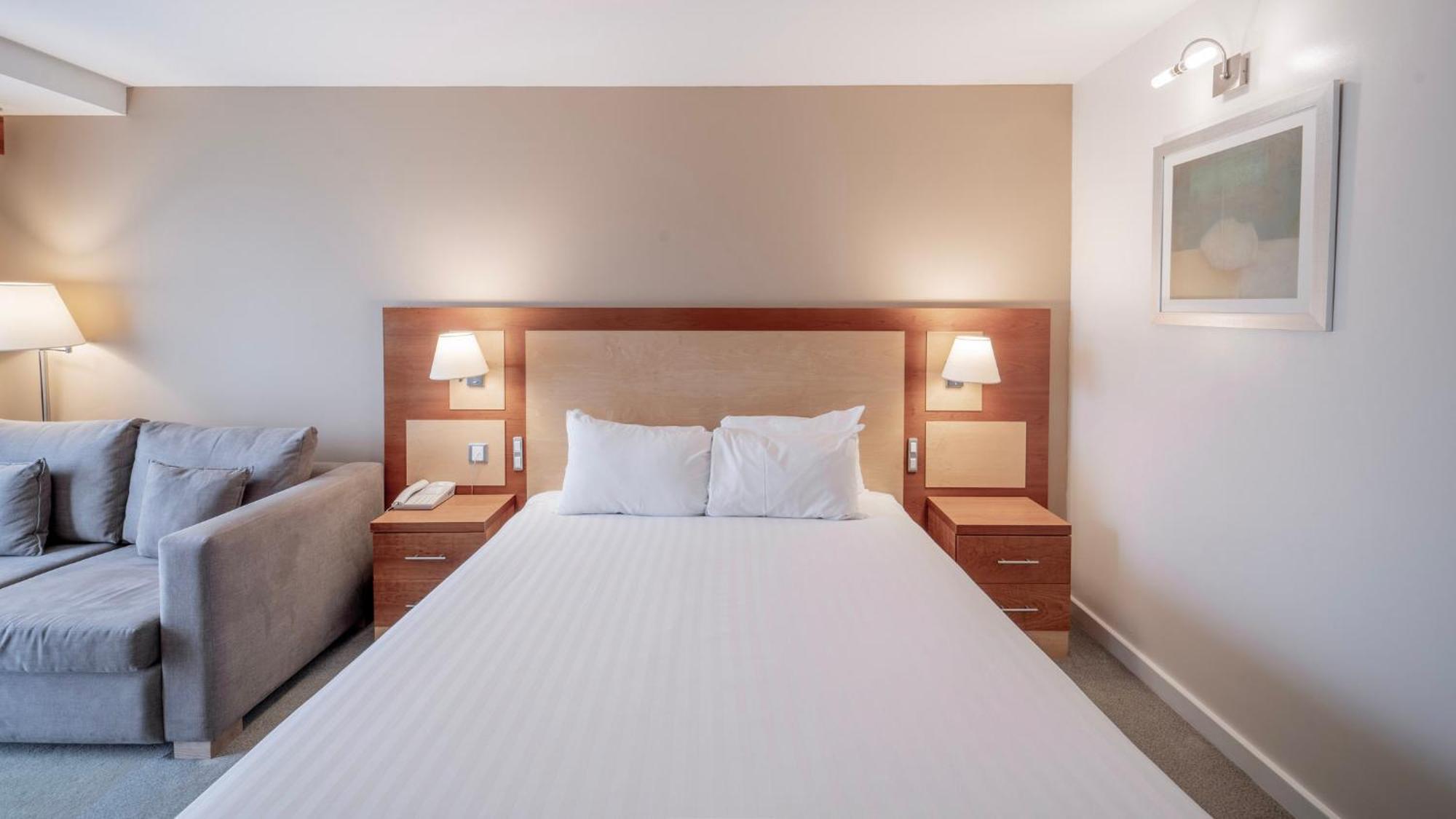 Holiday Inn Bristol Airport By Ihg Redhill  Kültér fotó