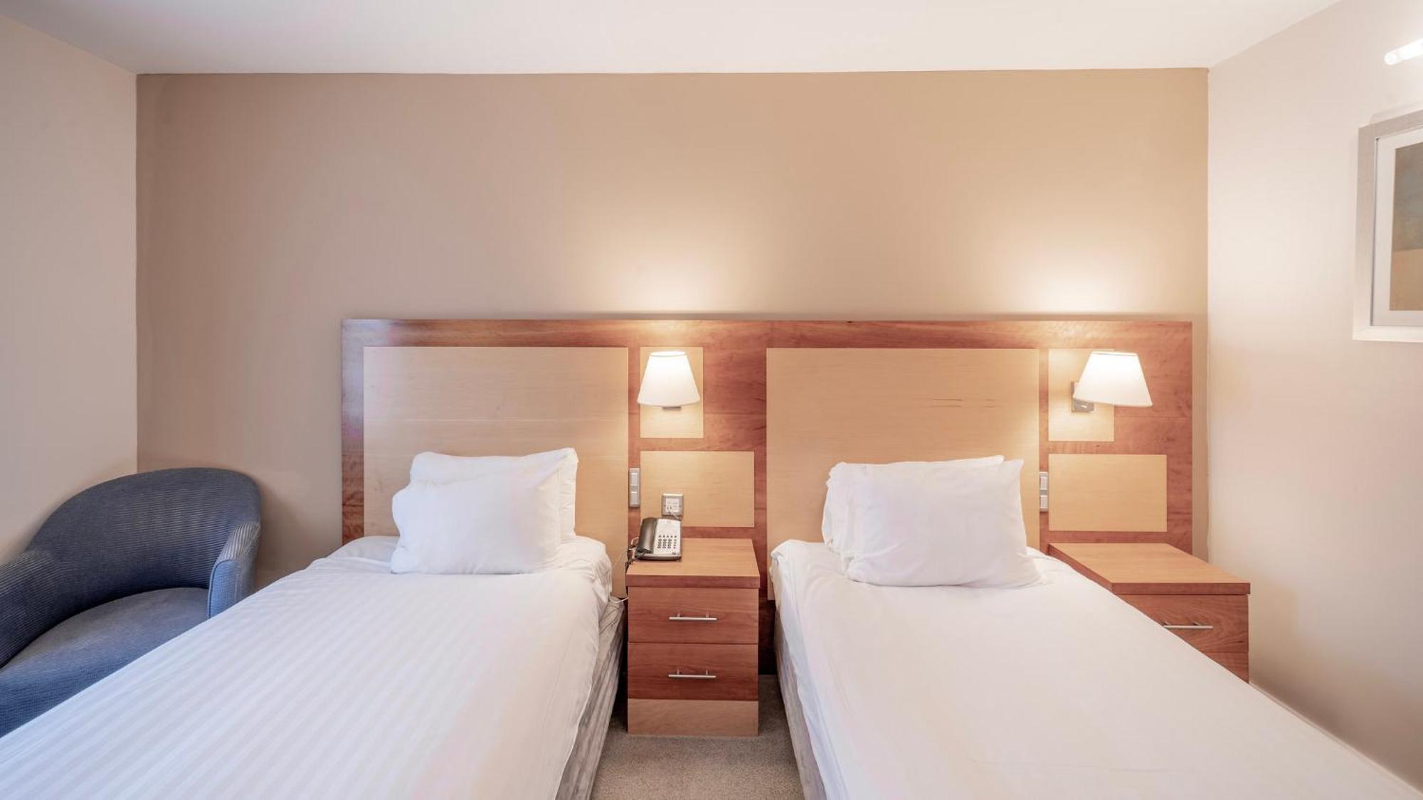 Holiday Inn Bristol Airport By Ihg Redhill  Kültér fotó